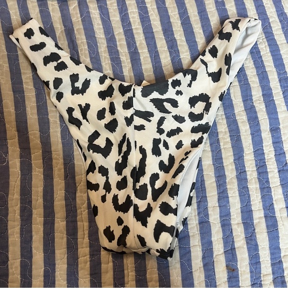 Aerie Leopard Super High Cut Cheekier Bikini Bottom – Size —XS—NWT - Picture 13 of 14